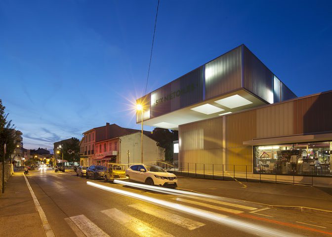 Cinéma (3 salles et une brasserie) + extension à Six-Fours-les-Plages