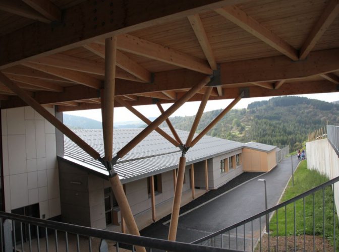 Construction de la cité scolaire de Saint Cirgues en Montagne