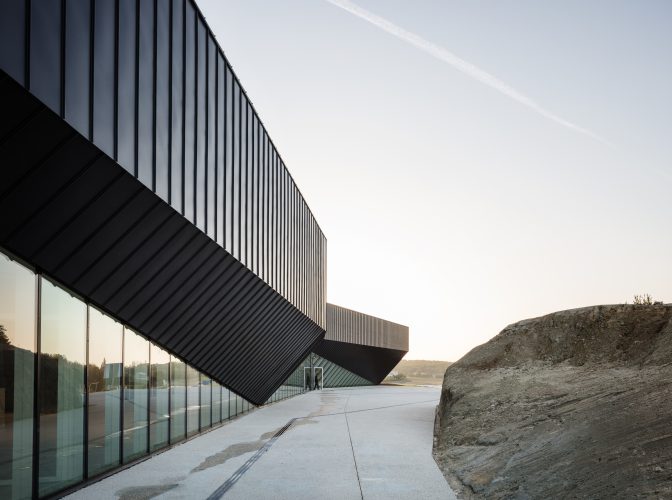 CONSTRUCTION DU CENTRE DES CONGRES DE HAUTE SAINTONGE A JONZAC