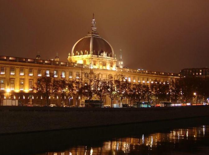 RÉHABILITATION ET RECONSTRUCTION DE L’HÔTEL DIEU A LYON