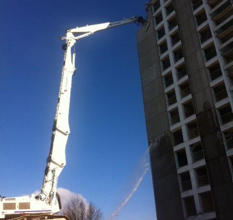 DEMOLITION DE 2 TOURS « LES GLAIEULS ET MAURIAC » QUARTIER DE LA MONNAIE A ROMANS